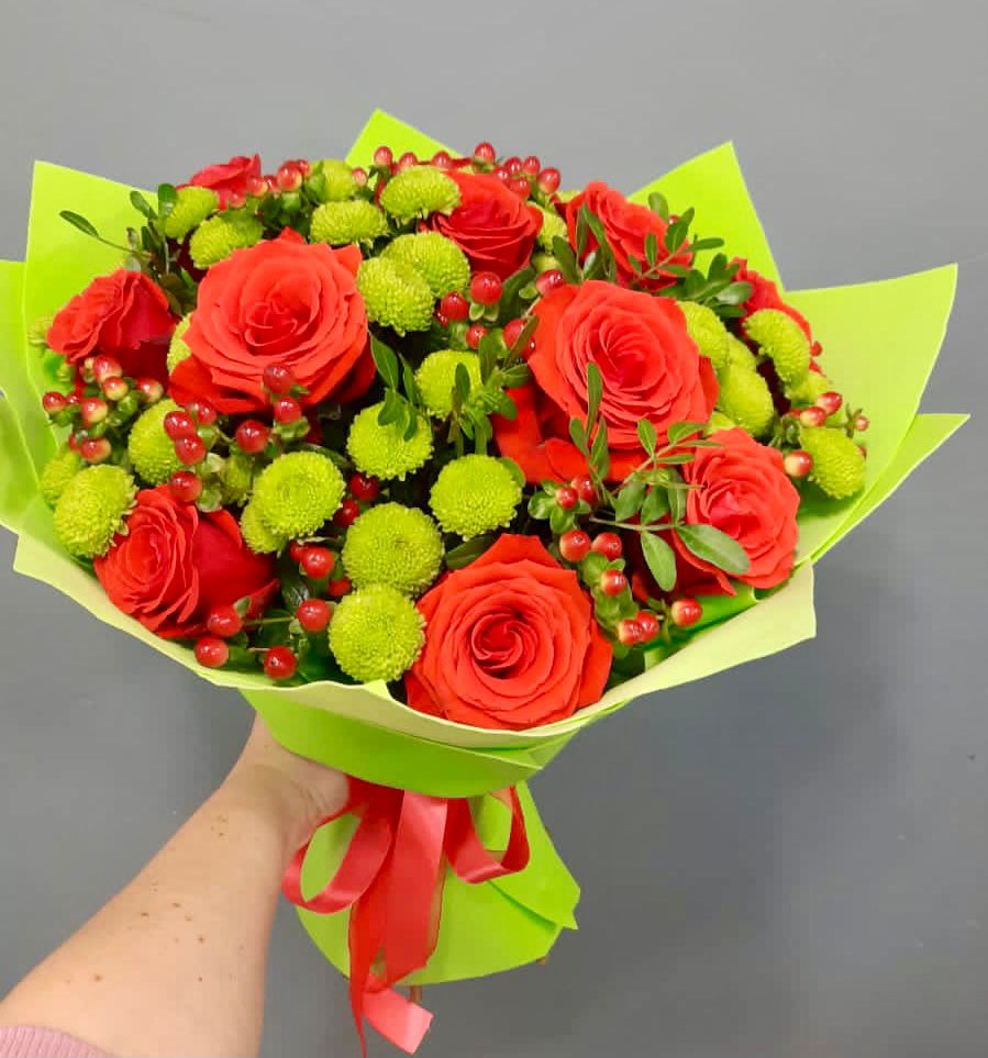 Букет цветов из: Хризантемы и Розы в Аксиньино