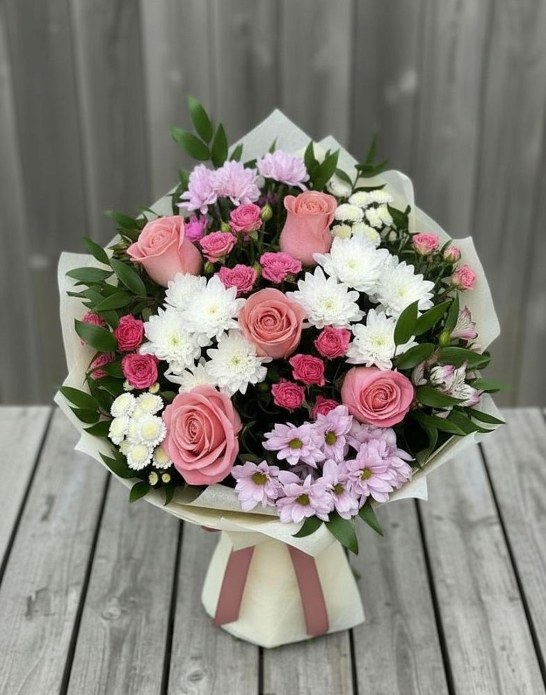 Букет цветов из: Альстромерии, Гвоздики, Розы и Хризантемы в Аксиньино