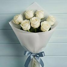 Букет 7 Белых роз Эдлесс Лав в Аксиньино