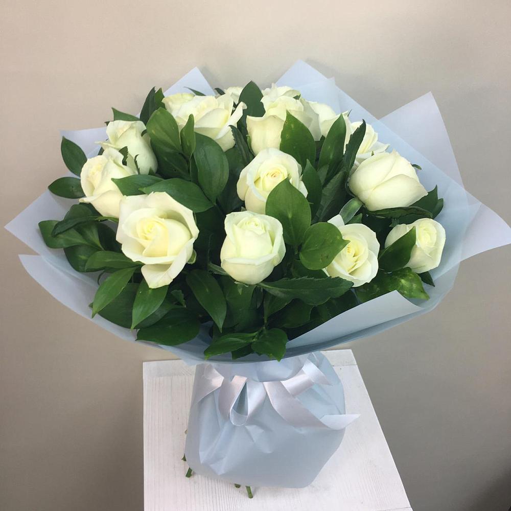 Букет 15 Белых роз Проуд в Аксиньино