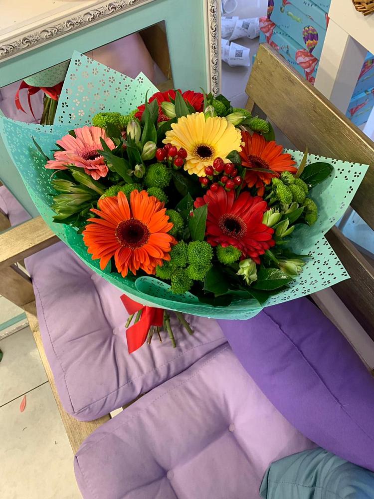 Букет цветов из: Герберы, Хризантемы и Альстромерии в Аксиньино