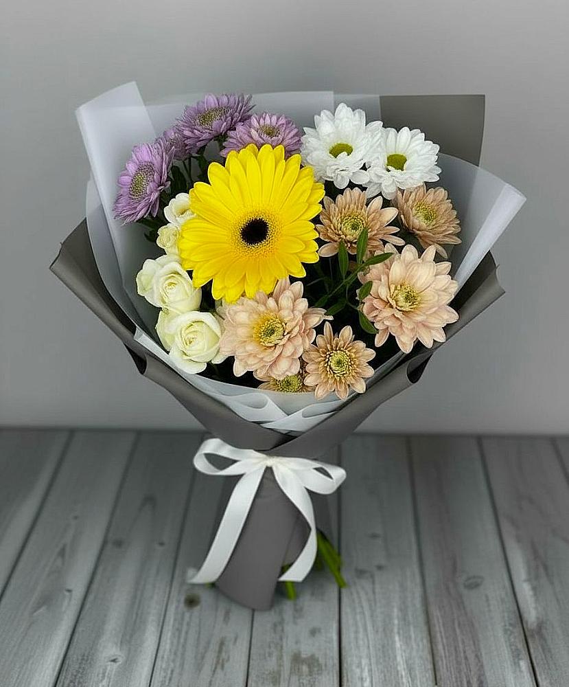 Букет цветов из: Розы, Герберы и Хризантемы в Аксиньино