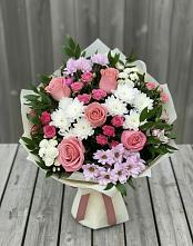 Букет цветов из:  Альстромерии, Гвоздики, Розы и Хризантемы в Аксиньино