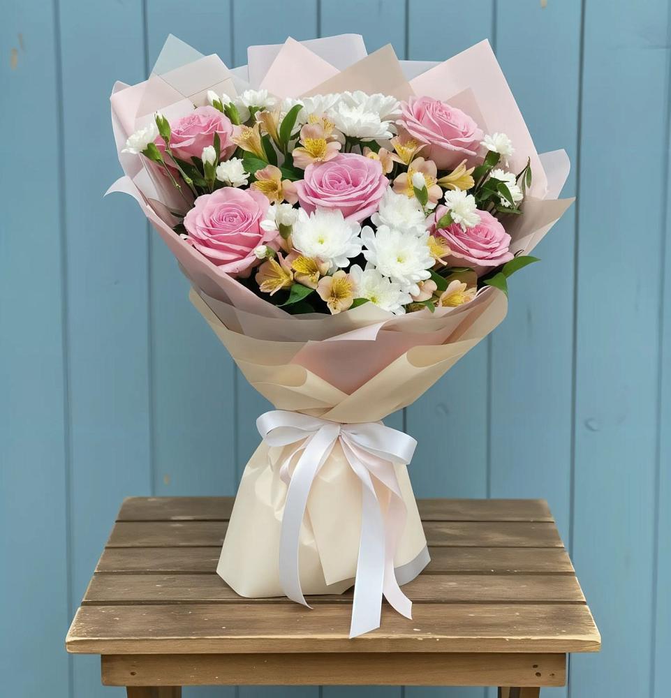 Букет цветов из: Гвоздики, Орхидеи и Розы в Аксиньино