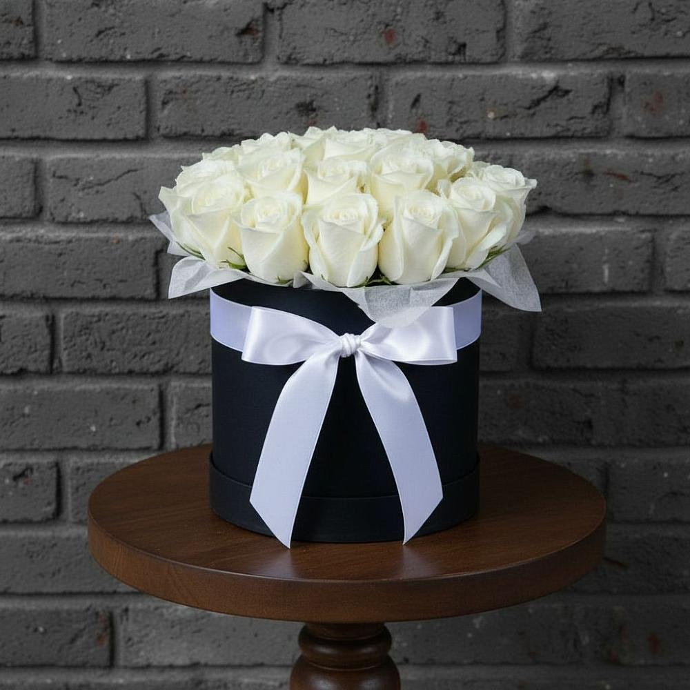 Цветочная композиция из Розы в шляпной коробке в Аксиньино