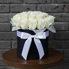 Цветочная композиция из Розы в шляпной коробке в Аксиньино